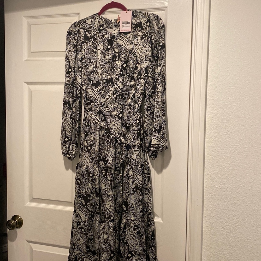 Brand new maxi tiered dress belted